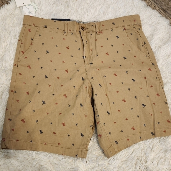 Jachs New York Palm Print Khaki Shorts - Picture 1 of 8